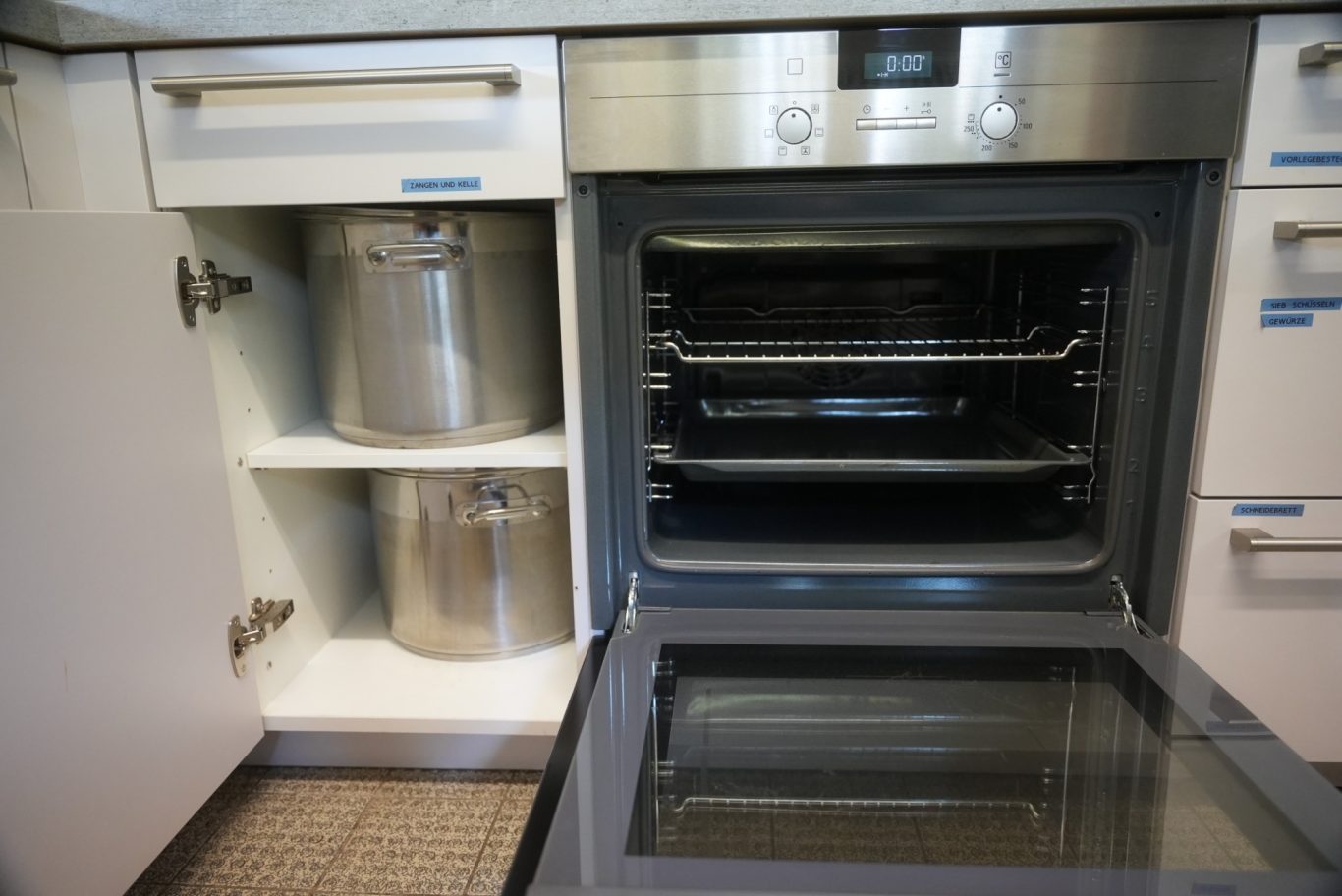 Herd und Backofen